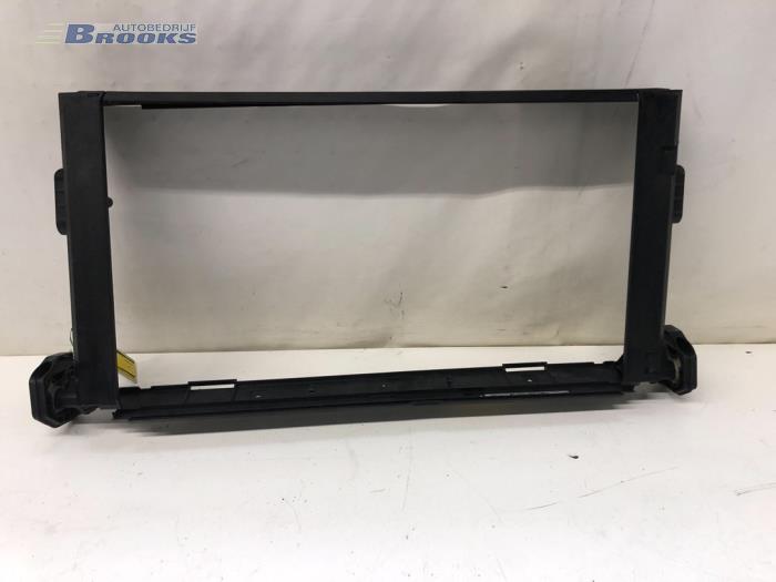 Begagnade Front BMW i3 (I01) i3s 120Ah Pris € 75,00 Marginaltabell erbjuds av Autobedrijf Brooks