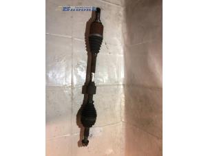 Used Front drive shaft, left Renault Clio IV (5R) 1.5 Energy dCi 90 FAP Price € 40,00 Margin scheme offered by Autobedrijf Brooks