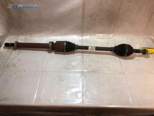 Used Front drive shaft, right Renault Clio IV (5R) 1.5 Energy dCi 90 FAP Price € 40,00 Margin scheme offered by Autobedrijf Brooks