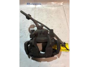 Used Front brake calliper, right Renault Clio IV (5R) 1.5 Energy dCi 90 FAP Price € 15,00 Margin scheme offered by Autobedrijf Brooks