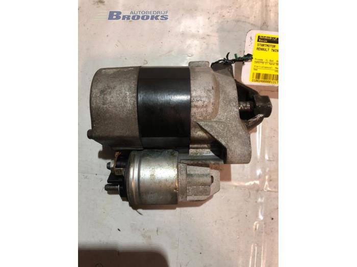Begagnade Startmotor Renault Twingo II (CN) 1.2 16V Pris € 30,00 Marginaltabell erbjuds av Autobedrijf Brooks