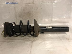 Used Front shock absorber rod, right Volkswagen Golf VII (AUA) 1.2 TSI BlueMotion 16V Price € 50,00 Margin scheme offered by Autobedrijf Brooks