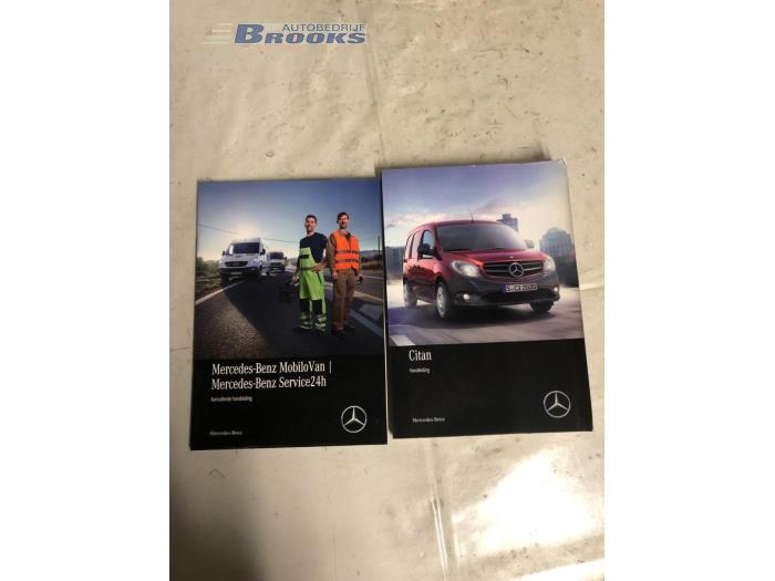 Używane Instrukcja Mercedes Citan (415.6) 1.5 109 CDI Cena € 25,00 Procedura marży oferowane przez Autobedrijf Brooks