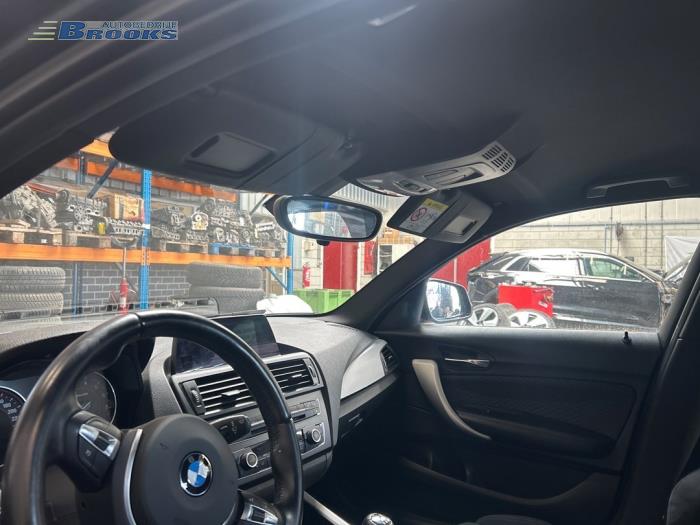 Volant d'un BMW 1 serie (F20) 114i 1.6 16V 2015