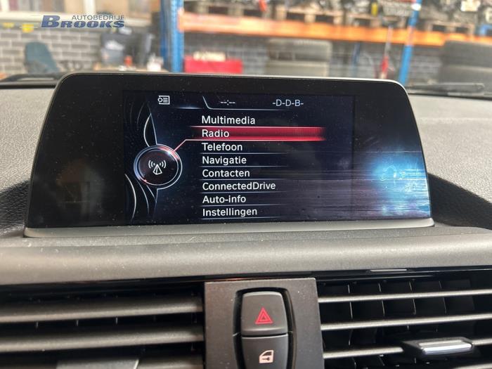 Radio Modul van een BMW 1 serie (F20) 114i 1.6 16V 2015