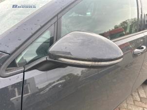 Used Wing mirror, left Volkswagen Golf VII (AUA) 1.5 TSI Evo BlueMotion 16V Price € 100,00 Margin scheme offered by Autobedrijf Brooks