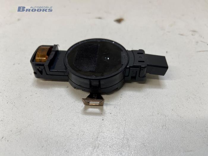 Begagnade Regnsensor Audi Q4 (F4B) 35 e-tron Pris € 50,00 Marginaltabell erbjuds av Autobedrijf Brooks