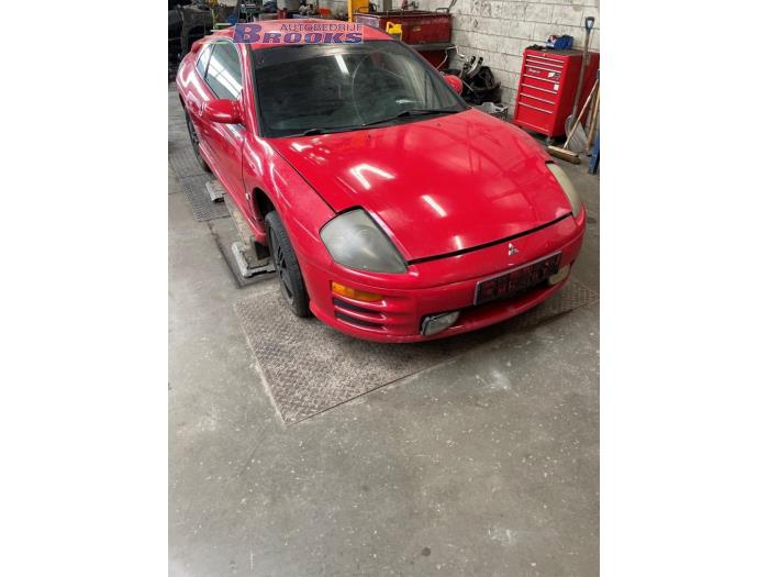 Używane Nadkole Mitsubishi Eclipse (D5) 3.0 V6 24V Cena € 40,00 Procedura marży oferowane przez Autobedrijf Brooks