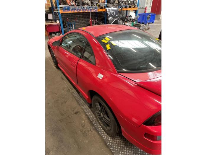 Używane Dach Mitsubishi Eclipse (D5) 3.0 V6 24V Cena € 300,00 Procedura marży oferowane przez Autobedrijf Brooks
