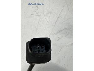 Lambda probe from a Volvo V60 I (FW/GW) 2.4 D6 20V Plug-in Hybrid AWD 2014
