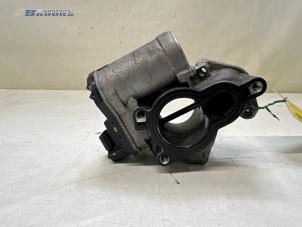 Usagé Valve RGE Renault Trafic New (JL) 2.0 dCi 16V 115 Prix € 40,00 Règlement à la marge proposé par Autobedrijf Brooks