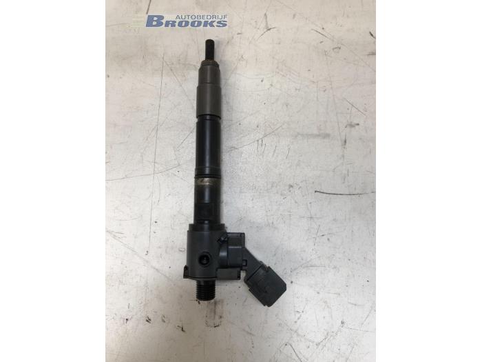 Usagé Injecteurs Volvo V40 (MV) 2.0 D2 16V Prix € 95,00 Règlement à la marge proposé par Autobedrijf Brooks