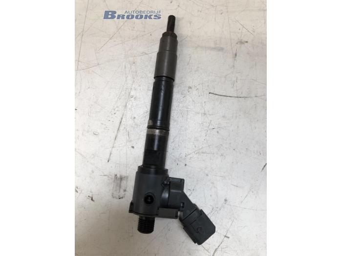 Usagé Injecteurs Volvo V40 (MV) 2.0 D2 16V Prix € 95,00 Règlement à la marge proposé par Autobedrijf Brooks