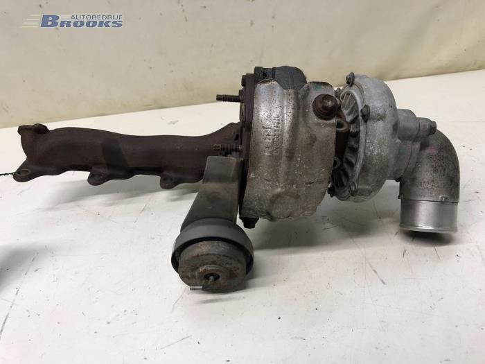 Usagé Turbo Toyota Verso 2.2 16V D-CAT Prix € 250,00 Règlement à la marge proposé par Autobedrijf Brooks