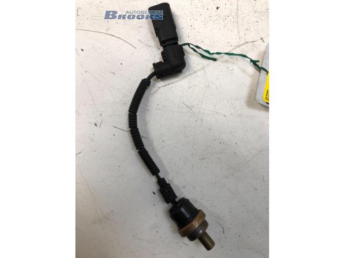 Used Engine temperature sensor Volkswagen Transporter T5 2.5 TDi Price € 15,00 Margin scheme offered by Autobedrijf Brooks