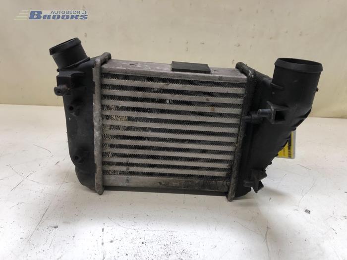 Usados Intercooler Audi A4 Avant (B6) 2.5 TDI 24V Precio € 50,00 Norma de margen ofrecido por Autobedrijf Brooks
