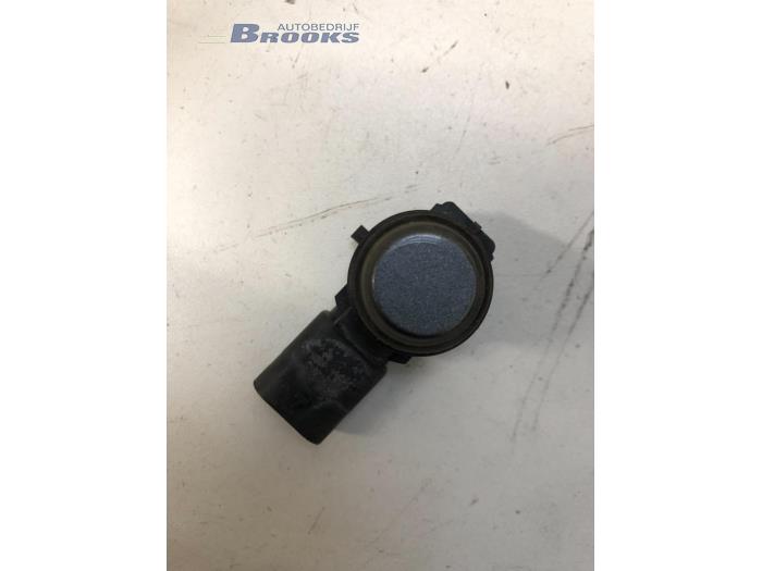 Usados Sensor PDC Mercedes A (W176) 1.6 A-180 16V Precio € 20,00 Norma de margen ofrecido por Autobedrijf Brooks