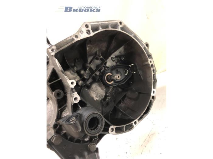 Getriebe van een Peugeot 208 I (CA/CC/CK/CL) 1.4 HDi 2013