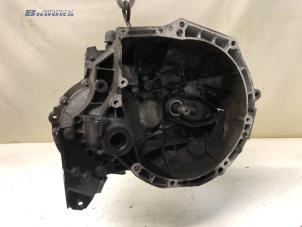 Getriebe van een Peugeot 208 I (CA/CC/CK/CL) 1.4 HDi 2013