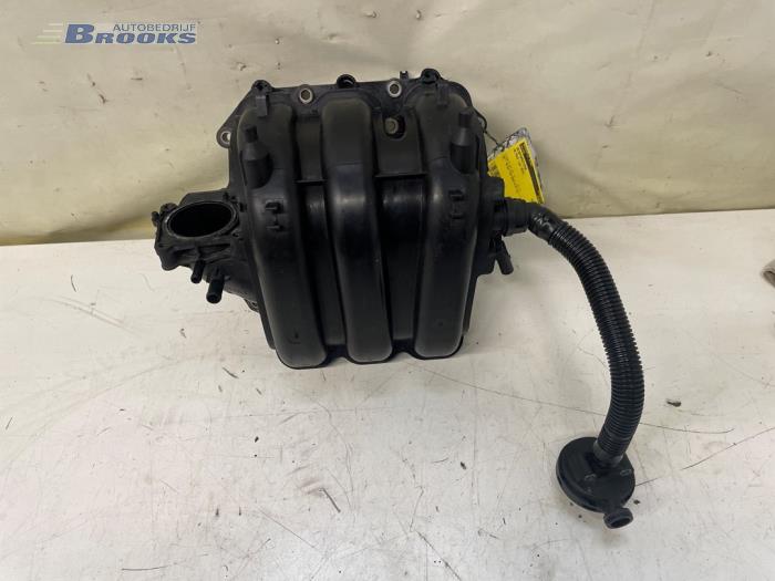 Begagnade Insugsrör Volkswagen Polo V (6R) 1.2 12V BlueMotion Technology Pris € 30,00 Marginaltabell erbjuds av Autobedrijf Brooks