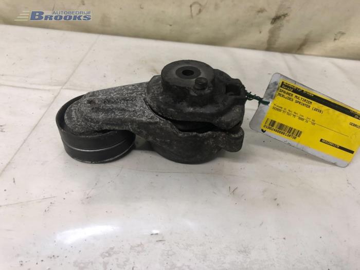 Usados Tensor correa múltiple Mercedes Sprinter 5t (907.6) 519 CDI 3.0 V6 24V RWD Precio € 20,00 Norma de margen ofrecido por Autobedrijf Brooks