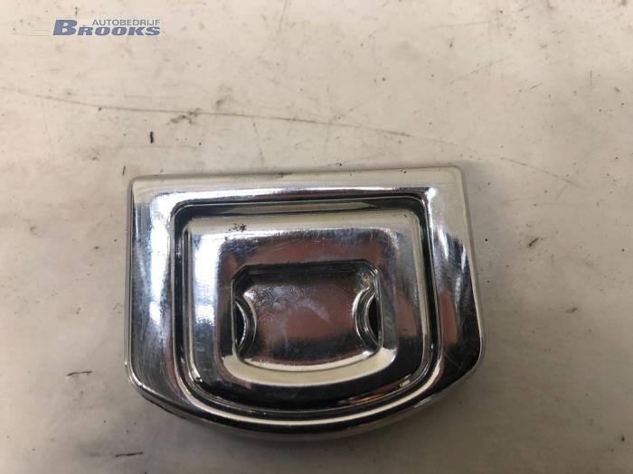 Tie down hook