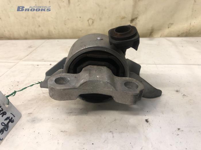 Gebrauchte Motorlager Opel Adam 1.4 16V Preis € 10,00 Margenregelung angeboten von Autobedrijf Brooks