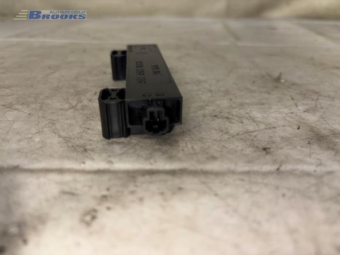 Używane Keyless Entry-Antena Audi RS 3 Sportback (8YA) 2.5 TFSI 20V Quattro Cena € 10,00 Procedura marży oferowane przez Autobedrijf Brooks