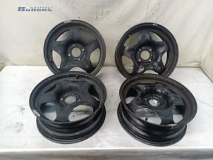 Gebrauchte Sportfelgen Set Peugeot 208 I (CA/CC/CK/CL) 1.2 Vti 12V PureTech Preis € 100,00 Margenregelung angeboten von Autobedrijf Brooks