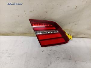 Begagnade Baklykta, vänster Mercedes B (W246) 1.5 B-180 CDI,d 16V Pris € 50,00 Marginaltabell erbjuds av Autobedrijf Brooks