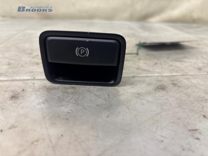 Used Parking brake switch Mercedes B (W246/W242) 1.5 B-180 CDI,d 16V Price € 10,00 Margin scheme offered by Autobedrijf Brooks