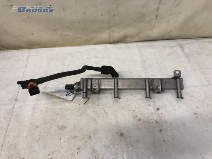 Usagé Système d'injection Toyota RAV4 (A5) 2.5 Hybrid 16V AWD Prix € 75,00 Règlement à la marge proposé par Autobedrijf Brooks