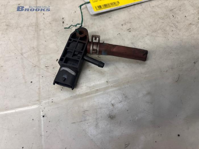 Begagnade Partikelfiltersensor Renault Kangoo Express (FW) 1.5 dCi 75 FAP Pris € 15,00 Marginaltabell erbjuds av Autobedrijf Brooks