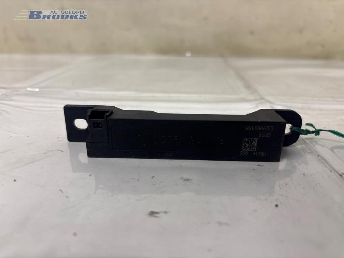 Gebrauchte Keyless Entry-Antenne Mercedes CLA (118.3) 1.3 CLA-200 Turbo 16V Preis € 15,00 Margenregelung angeboten von Autobedrijf Brooks