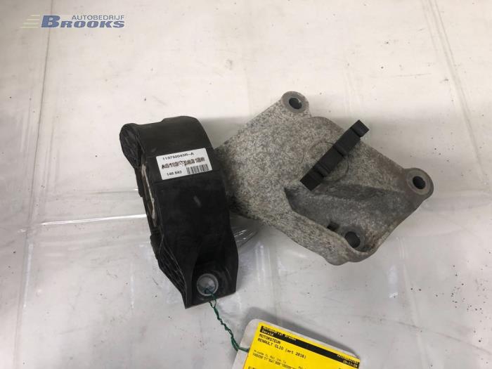 Gebrauchte Motorlager Renault Clio IV (5R) 0.9 Energy TCE 90 12V Preis € 25,00 Margenregelung angeboten von Autobedrijf Brooks