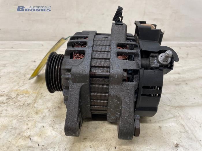 Begagnade Dynamo Hyundai i10 (F5) 1.2i 16V Pris € 25,00 Marginaltabell erbjuds av Autobedrijf Brooks