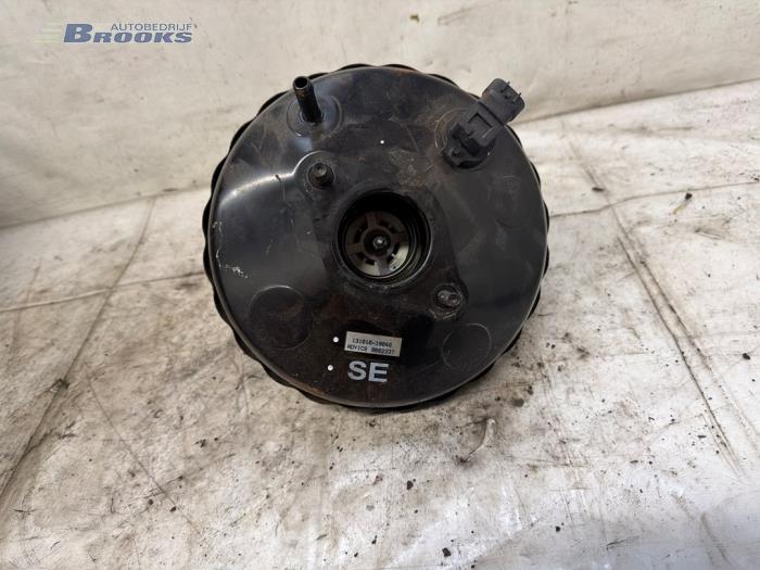Usagé Assistant de freinage Mitsubishi Space Star (A0) 1.2 12V Prix € 25,00 Règlement à la marge proposé par Autobedrijf Brooks