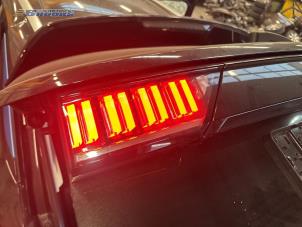 Begagnade Baklykta, vänster Lynk &amp; Co 01 1.5 PHEV Pris € 125,00 Marginaltabell erbjuds av Autobedrijf Brooks