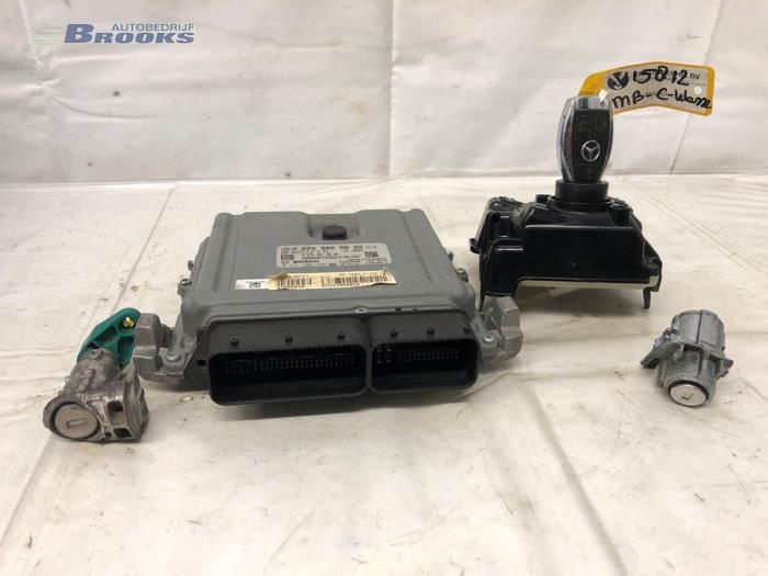 Used Ignition lock + computer Mercedes C (W205) C-180 1.6 16V Price € 325,00 Margin scheme offered by Autobedrijf Brooks
