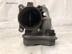Usados Cuerpo de válvula de mariposa Fiat Croma (194) 2.2 MPI 16V Precio € 30,00 Norma de margen ofrecido por Autobedrijf Brooks