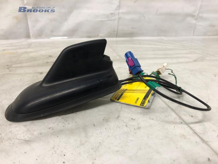 Używane Antena GPS Volkswagen Tiguan (5N1/2) 2.0 TSI 16V 4Motion Cena € 60,00 Procedura marży oferowane przez Autobedrijf Brooks