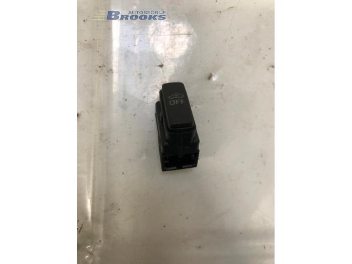 Używane Przelacznik Volkswagen Tiguan (5N1/2) 2.0 TSI 16V 4Motion Cena € 10,00 Procedura marży oferowane przez Autobedrijf Brooks
