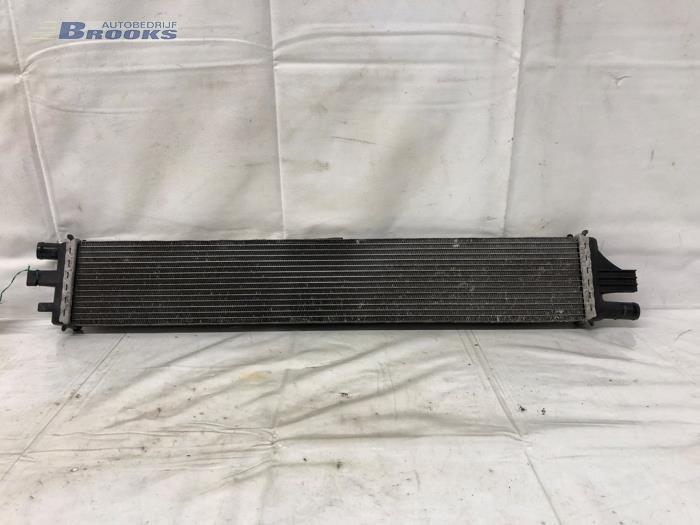 Usagé Radiateur Opel Movano 2.3 CDTi 16V FWD Prix € 50,00 Règlement à la marge proposé par Autobedrijf Brooks