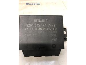 PDC-modul från en Opel Movano 2.3 CDTi 16V FWD 2017