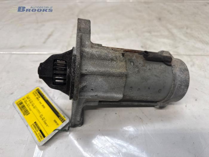Begagnade Startmotor Toyota Yaris II (P9) 1.33 16V Dual VVT-I Pris € 30,00 Marginaltabell erbjuds av Autobedrijf Brooks