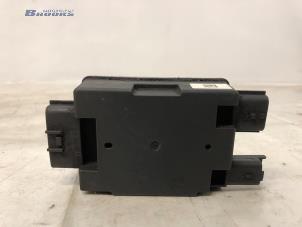 Begagnade Elektrisk bränslemodul Opel Movano 2.3 CDTi 16V FWD Pris € 50,00 Marginaltabell erbjuds av Autobedrijf Brooks