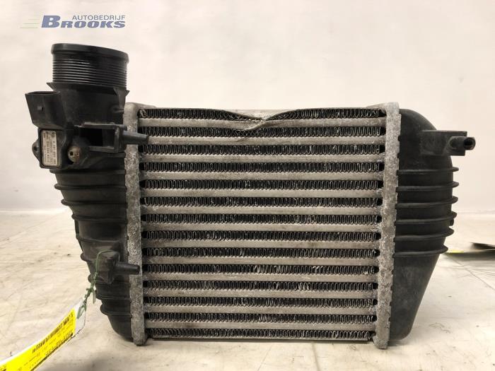 Usagé Intercooler Audi A6 Avant (C6) 2.7 TDI V6 24V Prix € 40,00 Règlement à la marge proposé par Autobedrijf Brooks