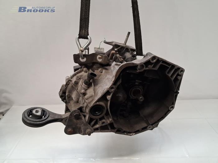 Gebrauchte Getriebe Fiat Doblo Cargo (223) 1.3 D 16V Multijet DPF Preis € 275,00 Margenregelung angeboten von Autobedrijf Brooks