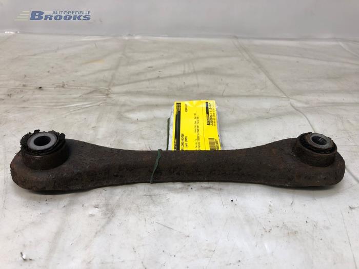 Oil pan