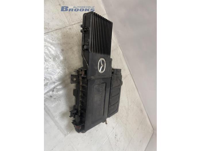 Gebrauchte Luftfiltergehäuse Mazda 3 Sport (BK) 1.6i 16V Preis € 30,00 Margenregelung angeboten von Autobedrijf Brooks